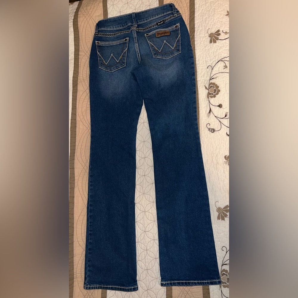 Ladies Wrangler Bootcut Jeans 1/2 x 34
